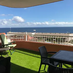 https://apartamento-entero-con-vistas-al-mar-en-radazul.in-canary-islands.com